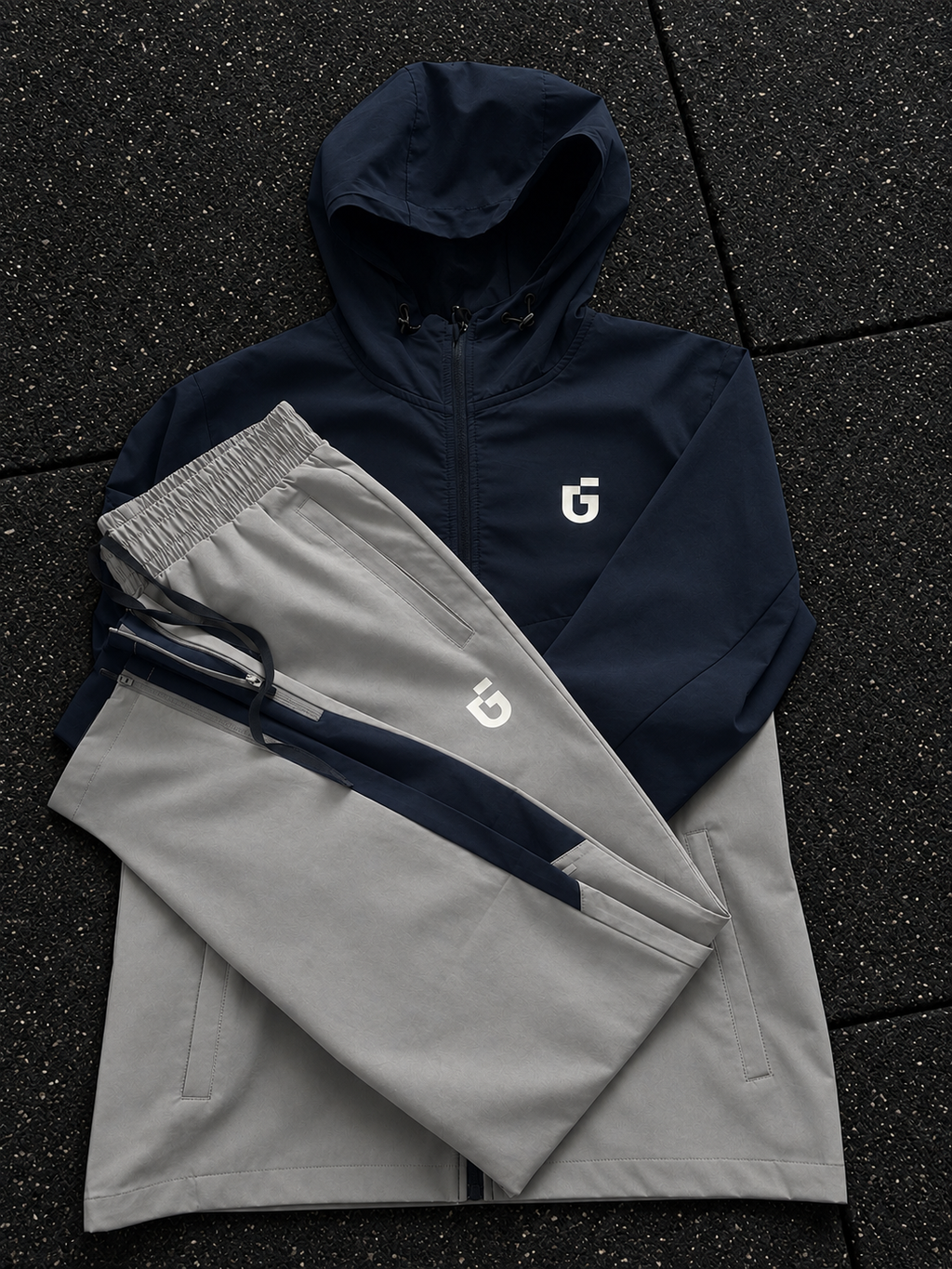 Unfound Motion - 4-way stretch outdoor tracksuit